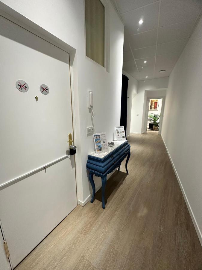 Apartamento Nebro Sol Cádiz Buitenkant foto